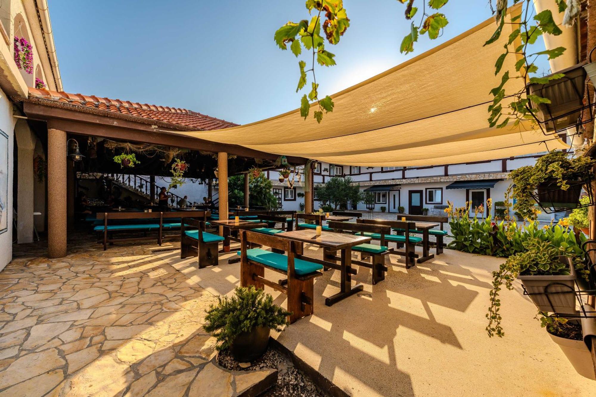 Guesthouse Kod Spavalice Vir Exterior foto